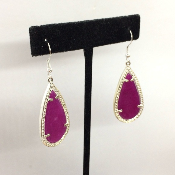 PURPLE NEPHRITE JADE TEAR DROP EARRINGS SILVER TONE DANGLE DROP CAGED - Picture 3 of 10